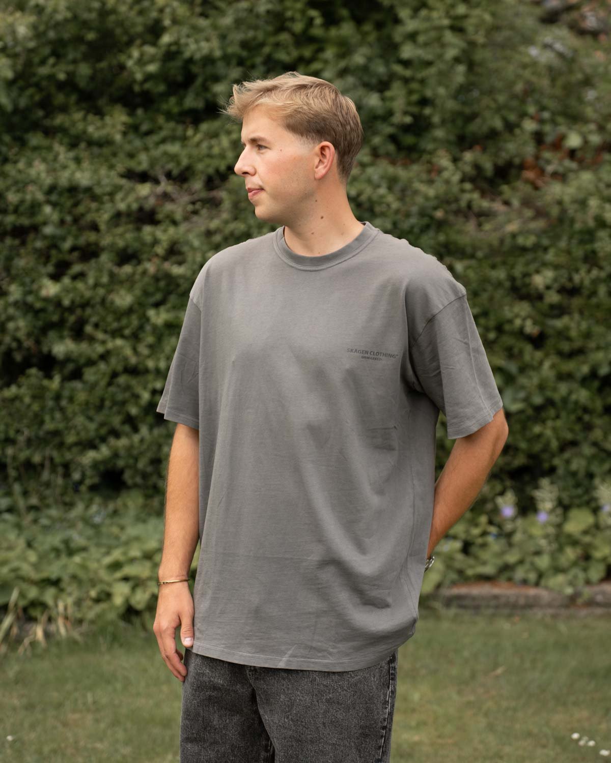Unmarked T-Shirt tone - on - tone Washed Grey | Skagen - clothing.dk